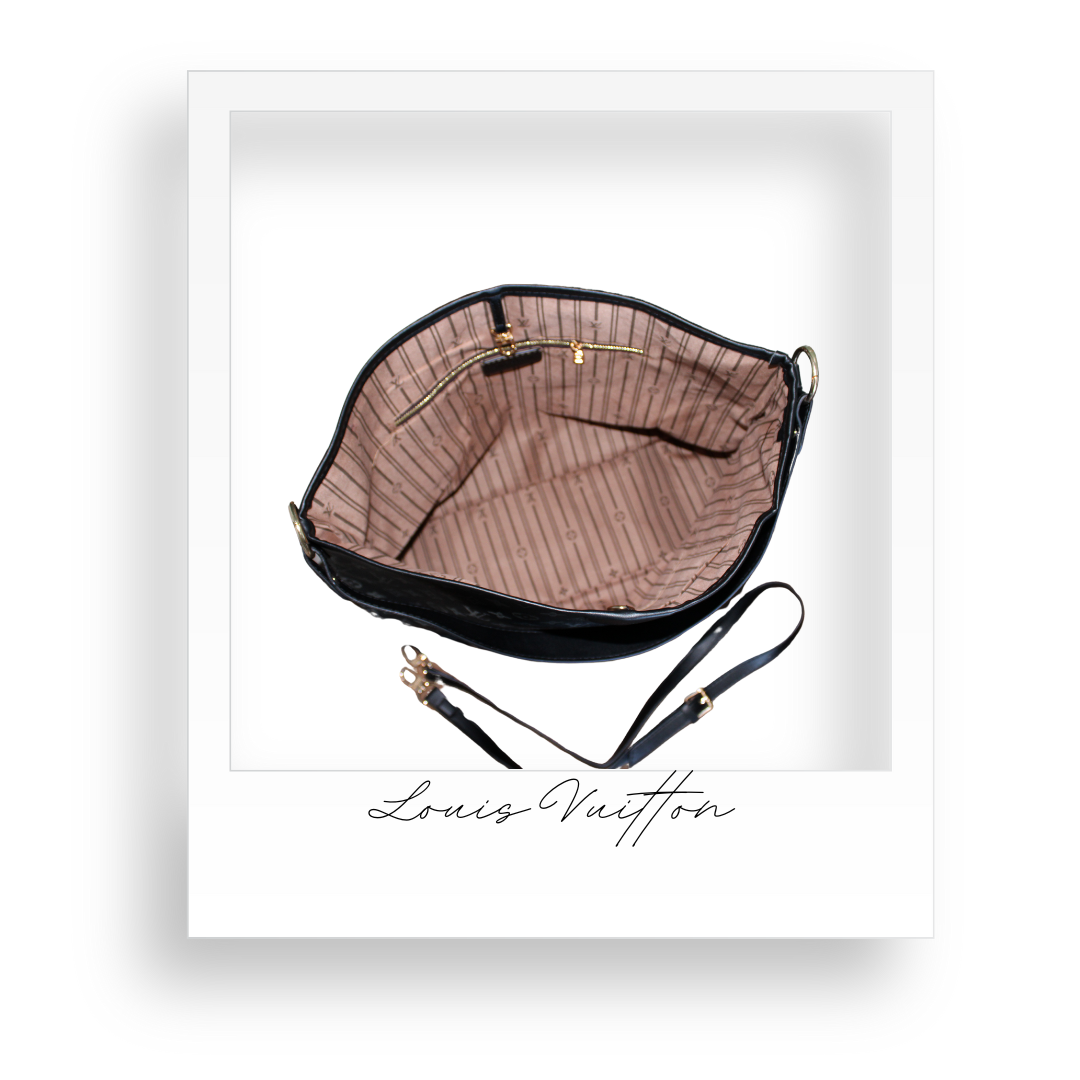 Black Purse